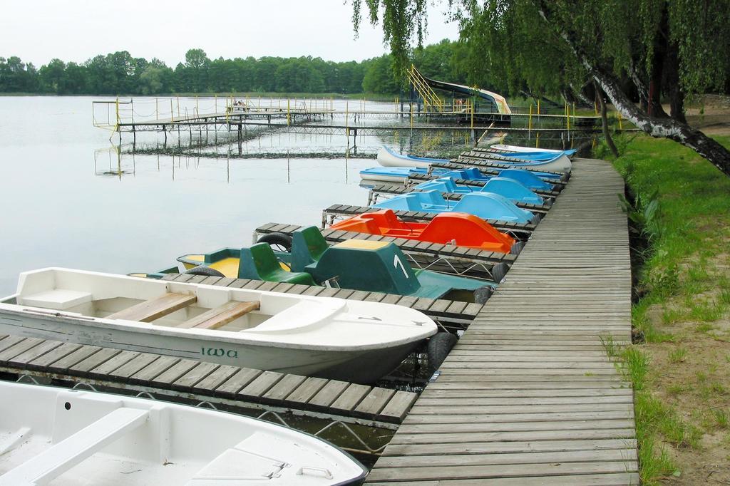 Osrodek Niezamysl Hotel Zaniemysl Bagian luar foto