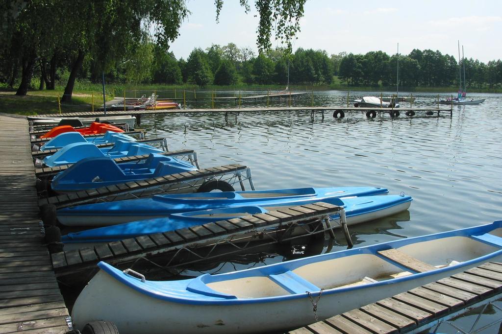 Osrodek Niezamysl Hotel Zaniemysl Bagian luar foto